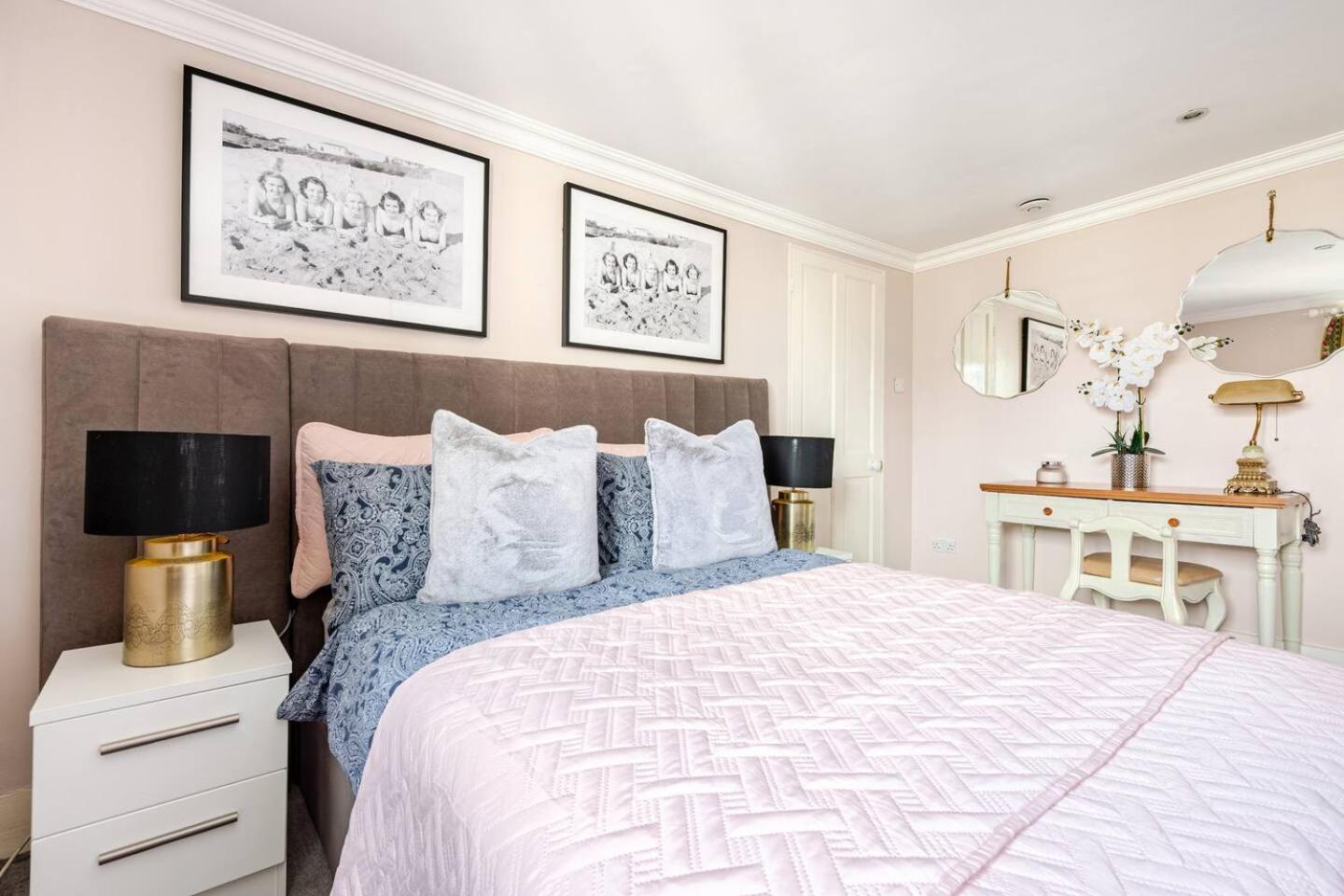6 Bed Royal Buckingham Palace Mansion Londres