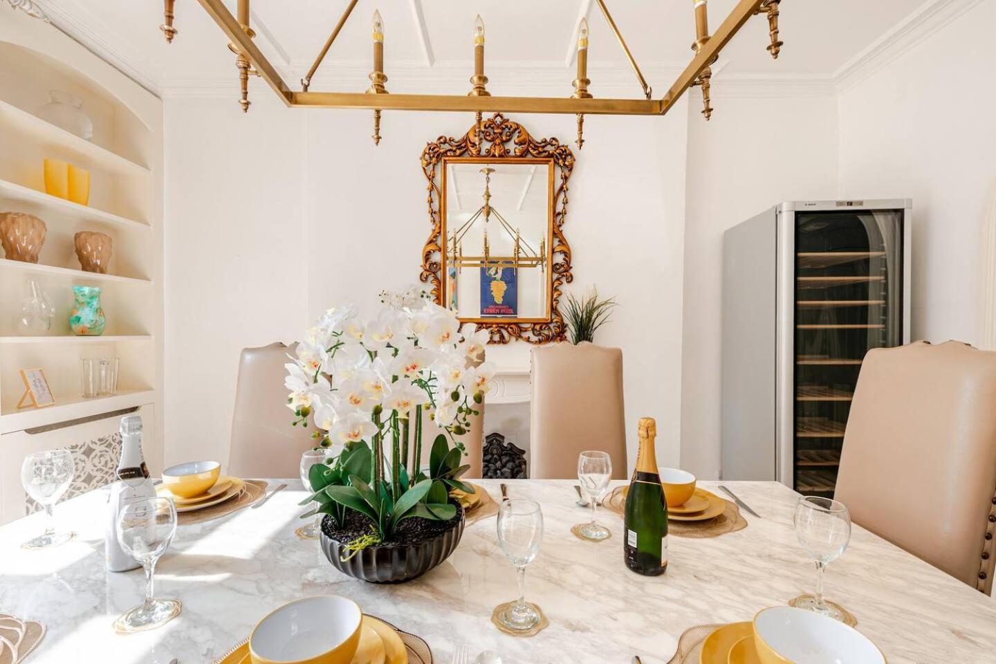 Apartamento 6 Bed Royal Buckingham Palace Mansion